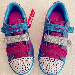 NWT Twinkle Toes Sparkle Lite - Flutter Fab by Skechers size 2.5